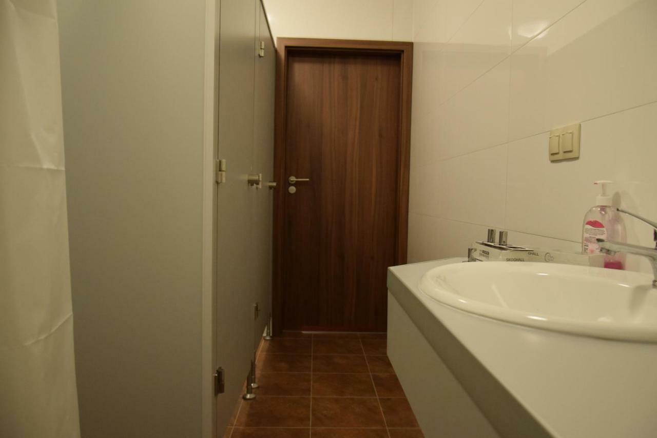 Botanik Hostel Poznaň Exteriér fotografie